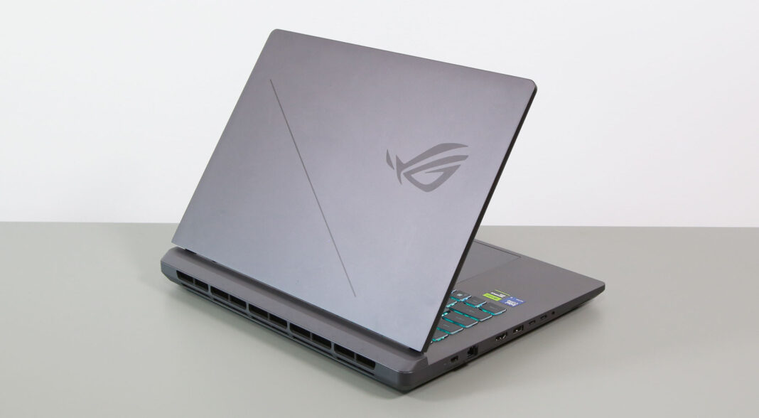 Asus ROG Strix G16 review (G615, RTX 5080) – gaming performant, cu preț interesant