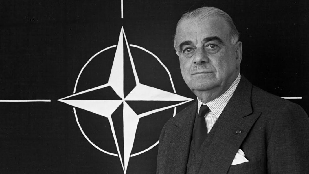 Rocadă istorică în comanda militară a NATO