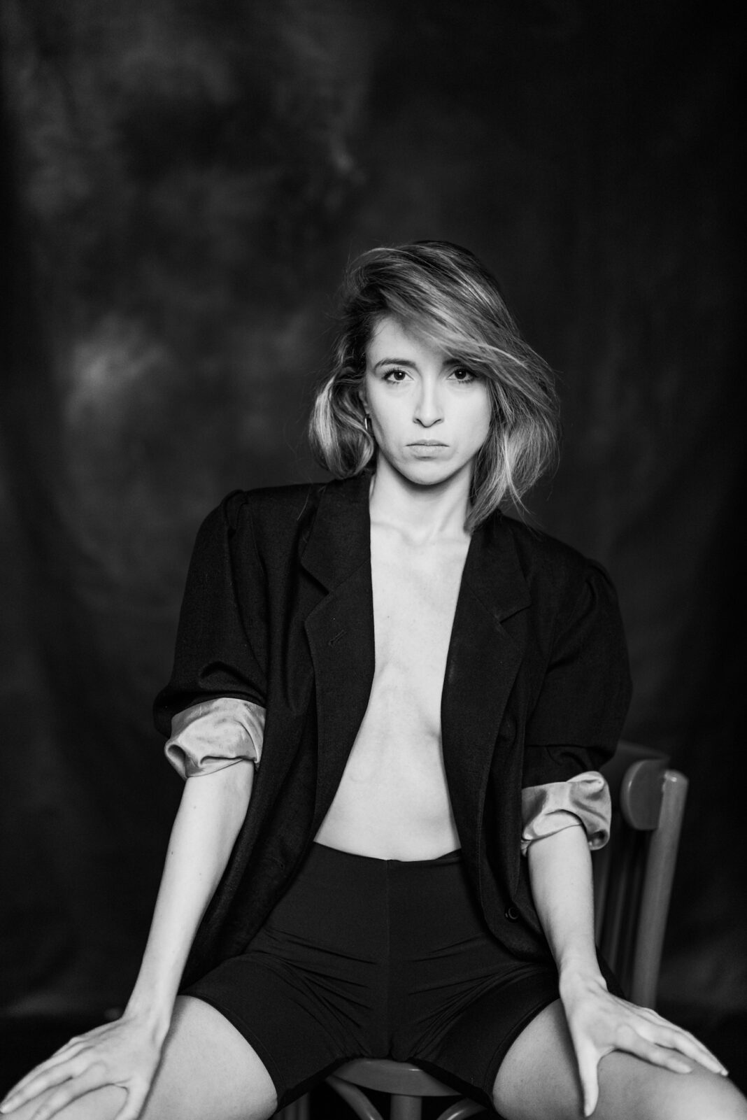 The actress Ana Maria Pop photographed at my studio (day 16845)