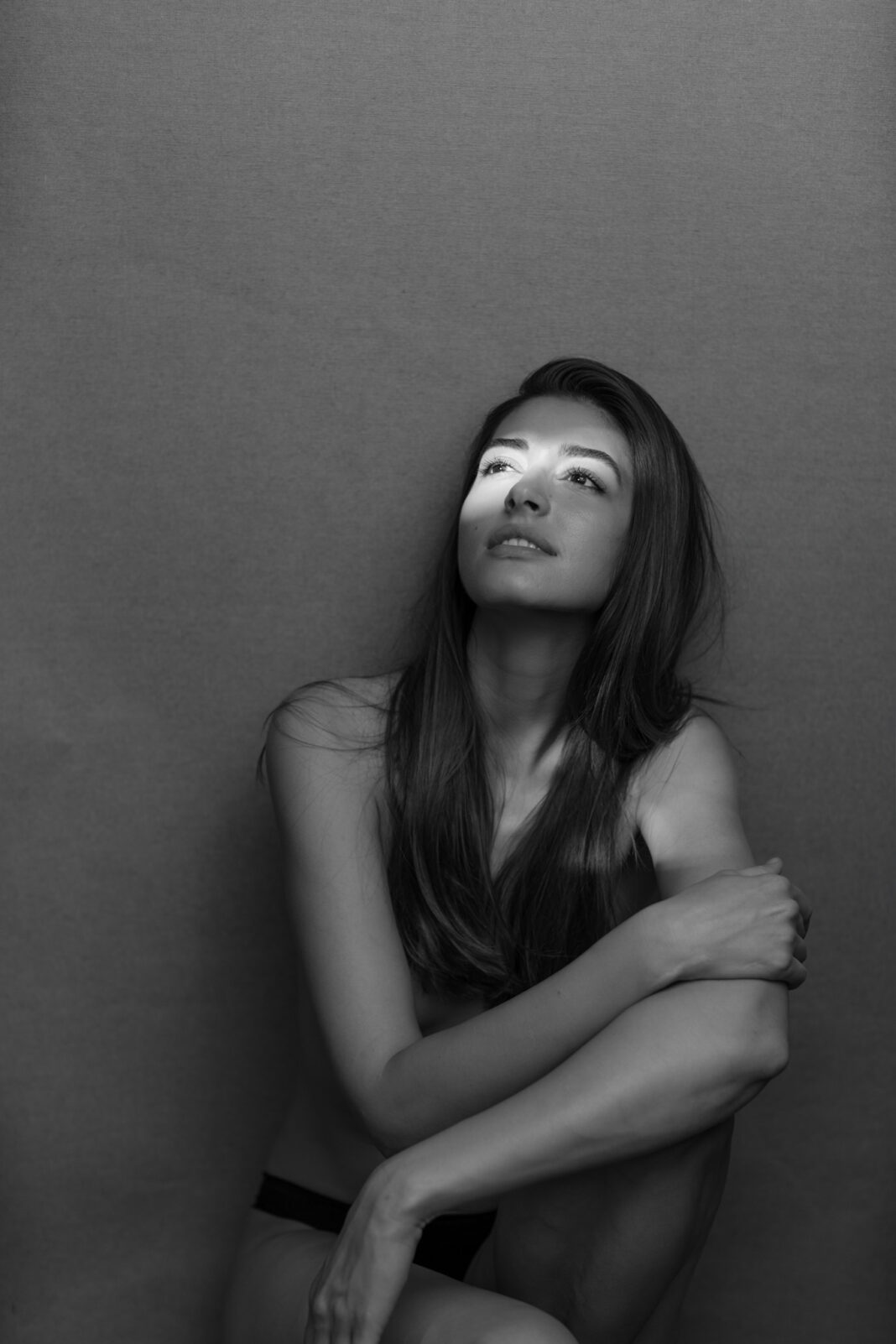 Ana Stefanescu photographed at my studio (day 15222)