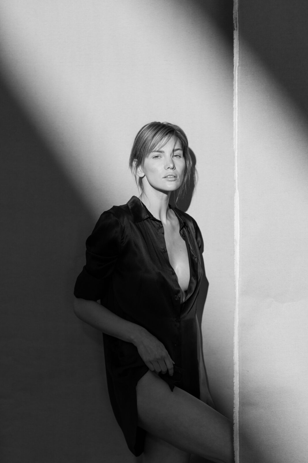 Gabriela Iliescu photographed at my studio (day 15118)