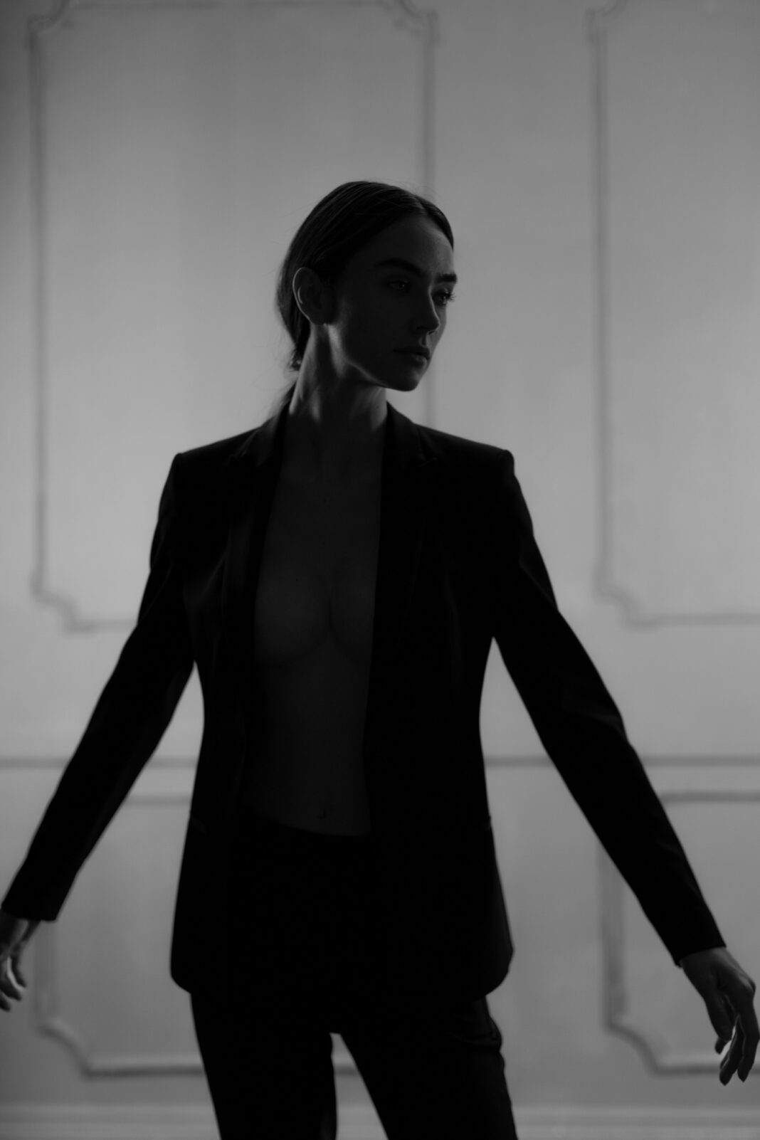 Ada Tache photographed at my studio (day 15362)