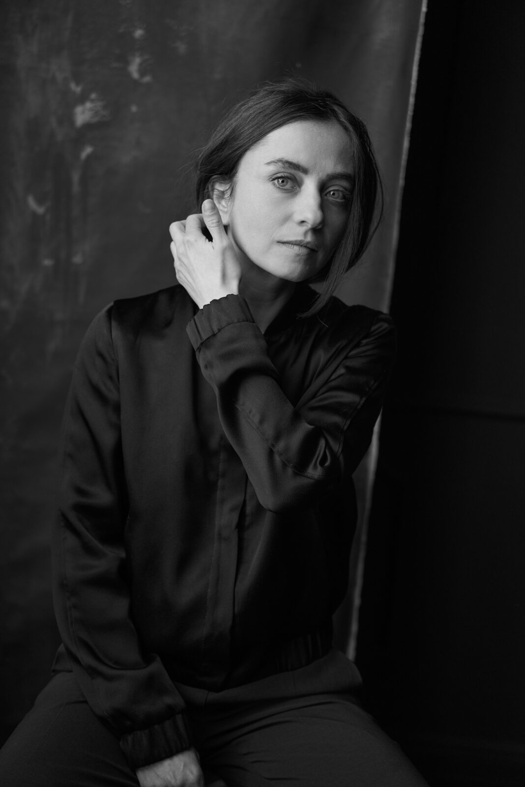 Cosmina Stratan photographed at my studio (day 15849)