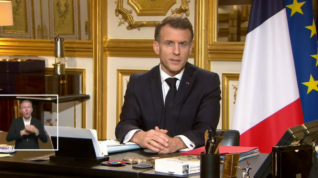 Președintele Emmanuel Macron anunță că Franța a desfășurat în Orientul Mijlociu avioane de luptă Rafale și că portavionul Charles de Gaulle, cu propulsie nucleară, va fi trimis în Mediterană. Pentru a contribui la apărarea Ciprului, au fost trimise o fregată și mijloace de apărare aeriană.