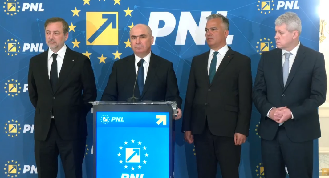 Ilie Bolojan anunță că PNL vrea un guvern minoritar, cu USR, UDMR și minoritățile naționale. Precizează că nu va mai forma nicio coaliție de guvernare cu PSD, dar va discuta “cu toate grupurile politice” pentru un moratoriu pentru protejarea investițiilor prin PNRR.