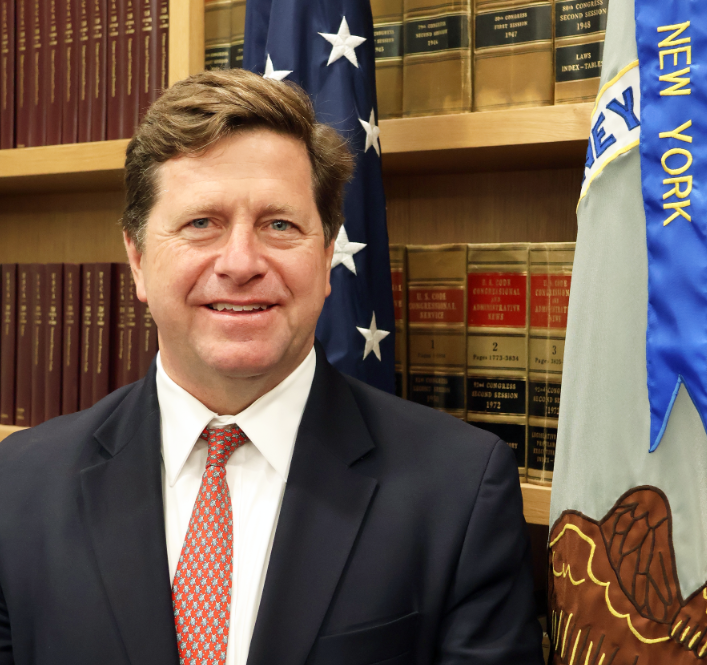 SUA. Donald Trump îl propune pe procurorul federal Jay Clayton pentru funcția de director al comunității de informații (DNI). Decizia, în urma tensiunilor din cabinetul președintelui, după desemnarea ca interimar a lui Bill Pulte în funcție.