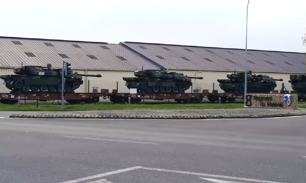 Analiză FT. În cazul unei crize de securitate, NATO ar avea nevoie de 45 de zile pentru a aduce trupe din vestul Europei în țările din vecinătatea Rusiei. Infrastructura este inadecvată, iar cazul tancurilor franceze care nu au putut trece prin Germania către România, pentru că sunt prea grele, este unul emblematic.