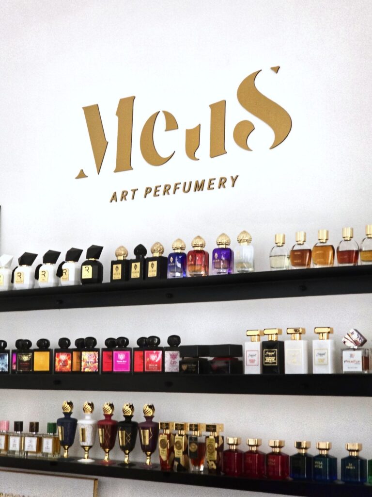 Meus Art: Piața românească de parfumuri de nișă devine relevantă pentru piețele dezvoltate, cu o creștere anuală medie de 15%