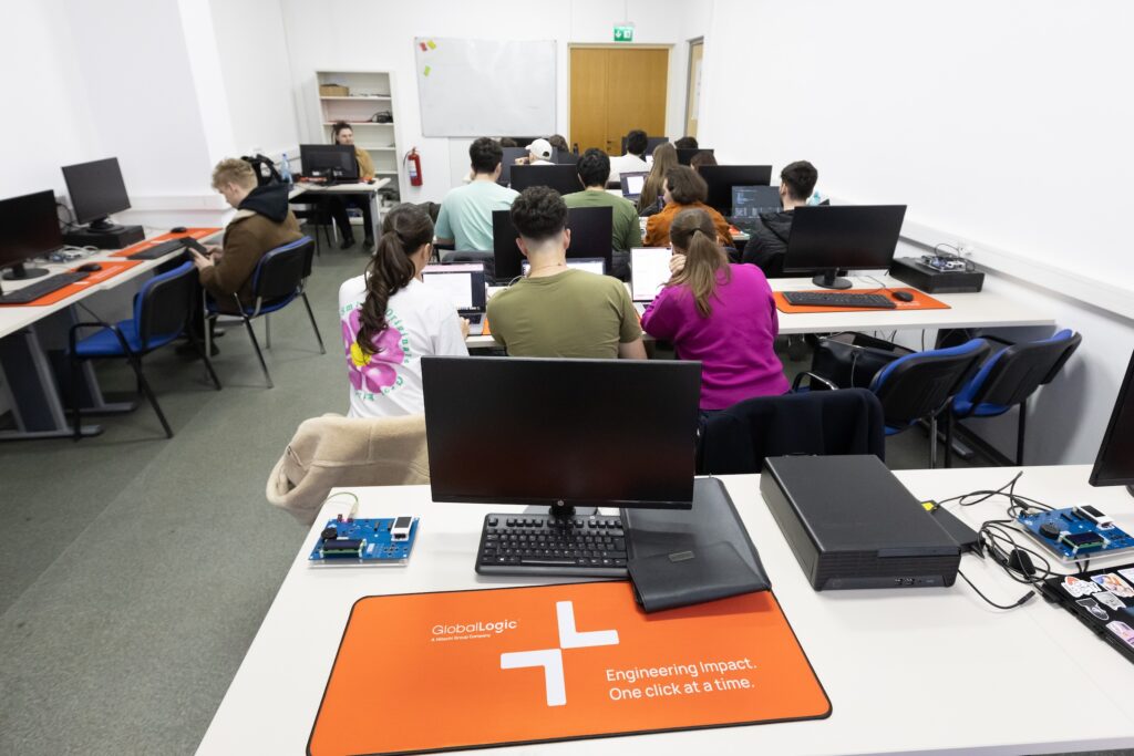 Parteneriatul strategic GlobalLogic – Universitatea Politehnica din București susține formarea viitorilor profesioniști în tehnologie