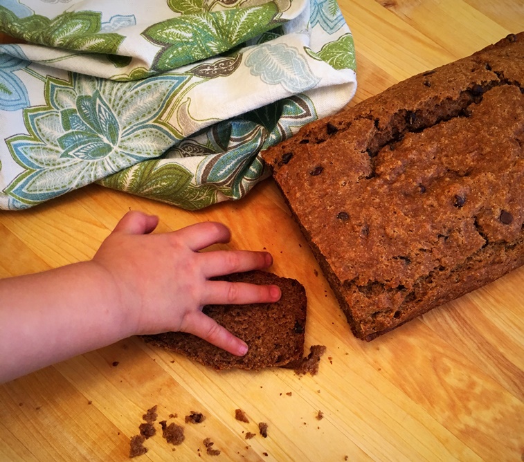 Banana bread – desertul perfect pentru banane prea coapte