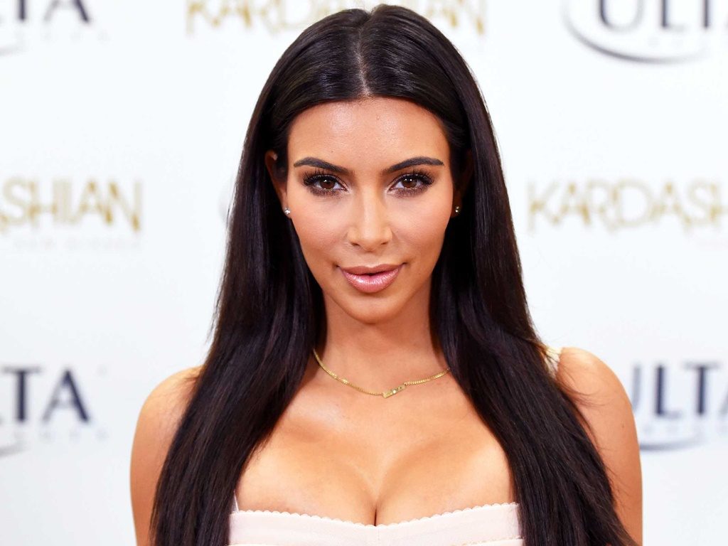 Kim Kardashian a cerut despăgubiri de 1 euro de la cei care au jefuit-o la Paris: Ce a făcut-o să ceară atât de puțin
