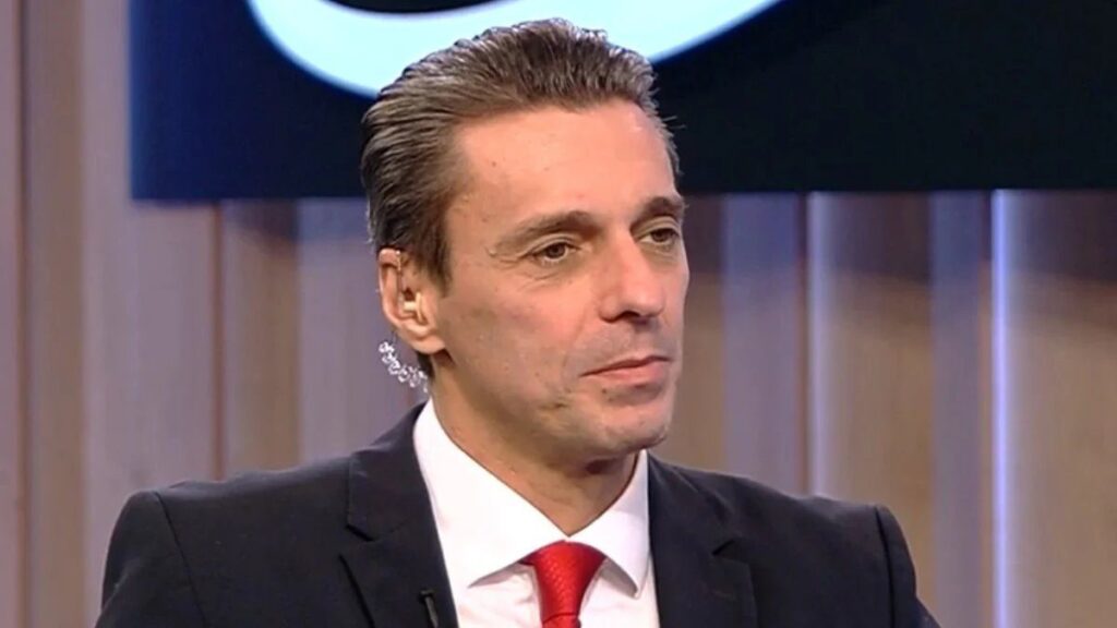 Cât de bucuros este Mircea Badea că va fi coleg de trust cu Cătălin Măruță