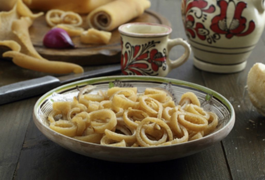 Nutriționist Mihaela Bilic recomandă: Șoriciul, aperitivul de sezon bun pentru sănătate și siluetă