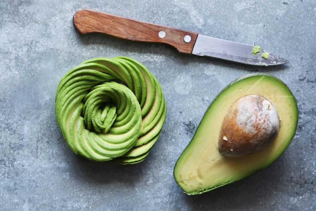 Cât de bine e să consumi avocado dacă ai colesterolul mare