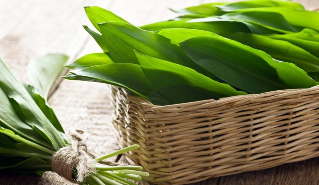 Gust de primăvară în farfurie: Supă cremă de leurdă cu cartofi noi