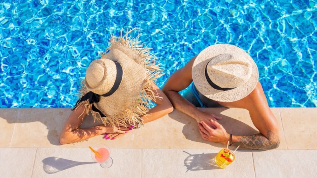 Ce să NU faci într-o vacanță all inclusive. Greșelile care îți pot strica sejurul chiar dacă ai „totul inclus”
