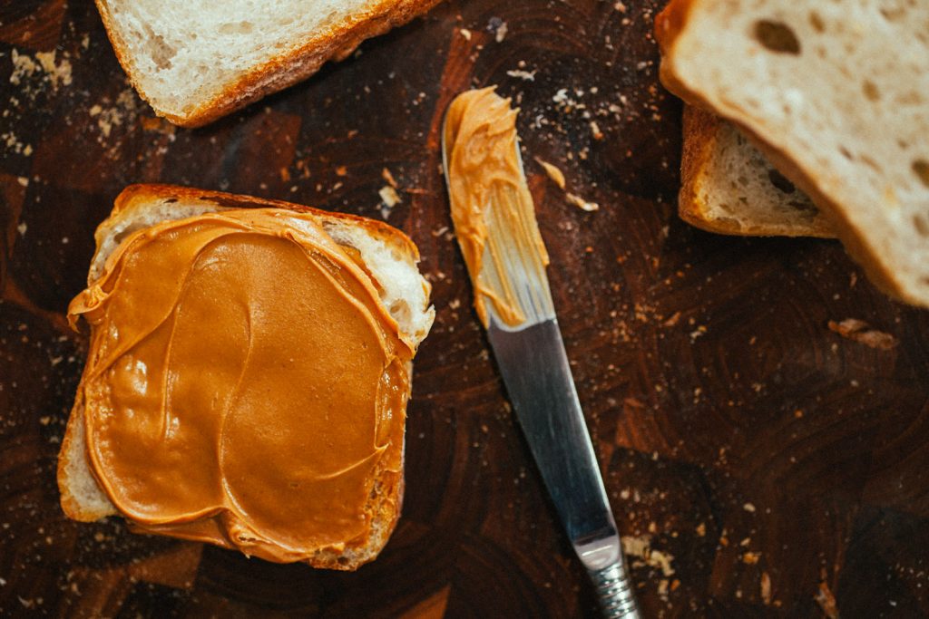 Cum este afectată inima dacă mănânci unt de arahide în fiecare zi