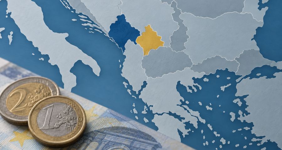 Euro fără aderare: cum au ajuns Muntenegru și Kosovo să adopte moneda europeană fără acordul Uniunii Europene
