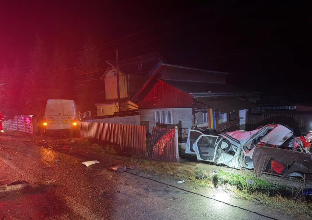 Un câmpulungean a murit după ce a pătruns cu mașina pe contrasens și s-a izbit într-o dubă, la Molid