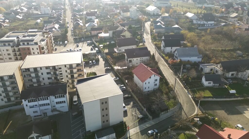 Peste 10 kilometri de drumuri din comuna Șcheia au fost modernizați de primarul Cristi Burac, în primul an de mandat: „Ne dorim ca fiecare locuitor al comunei Șcheia să beneficieze de drumuri sigure și de calitate”